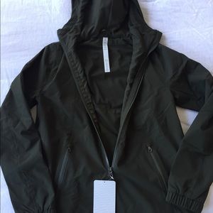 lululemon Rise & Shine Jacket III, Dark Olive NWT